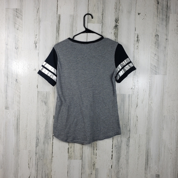 Pink Victoria's secret VS black, gray, white sequin tshirt women's size XS - Picture 4 of 8